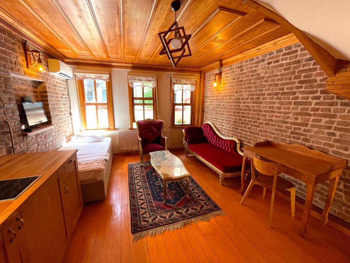 Authentic Turkish Home Family Room イスタンブール エクステリア 写真